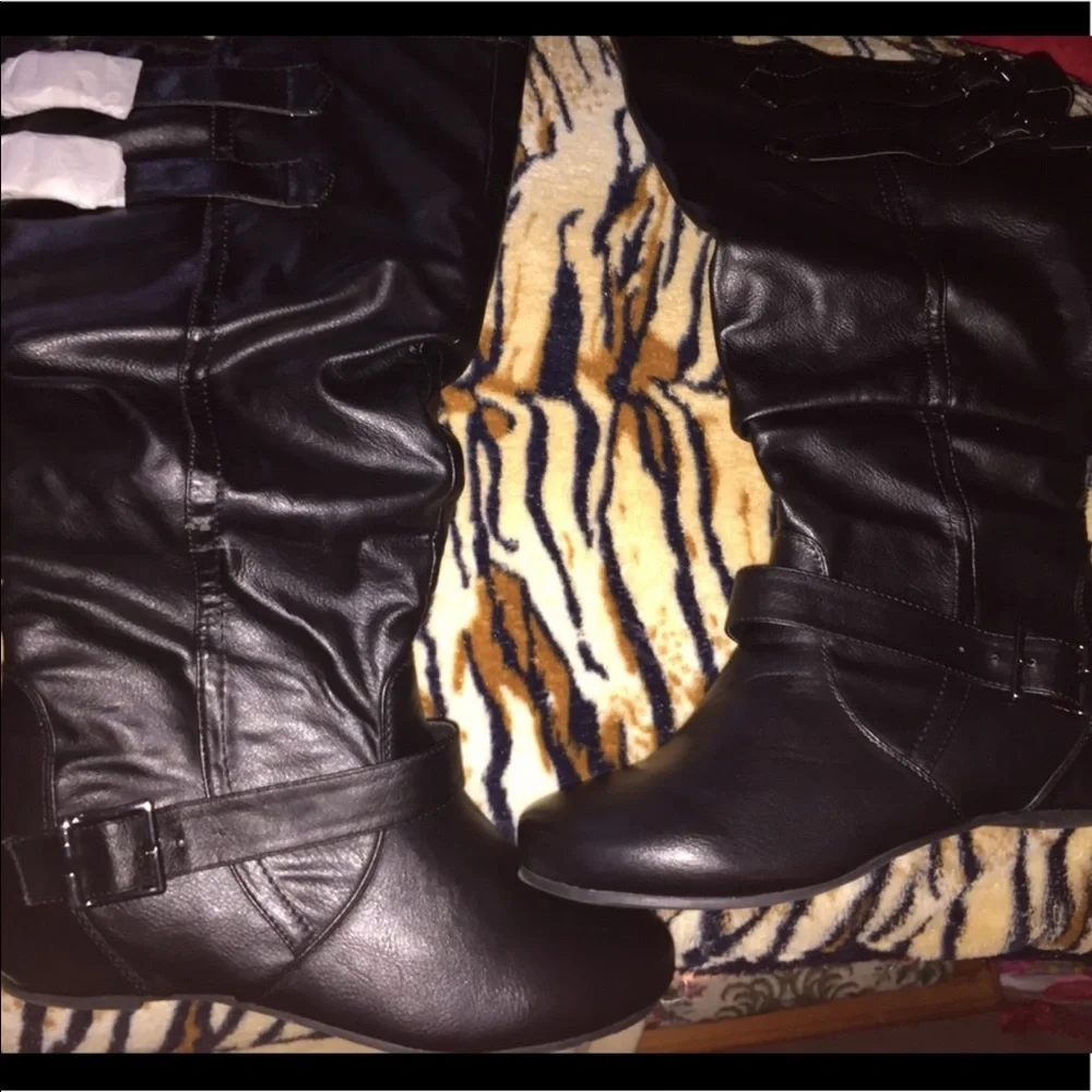 Women’s Slip on Knee high boots